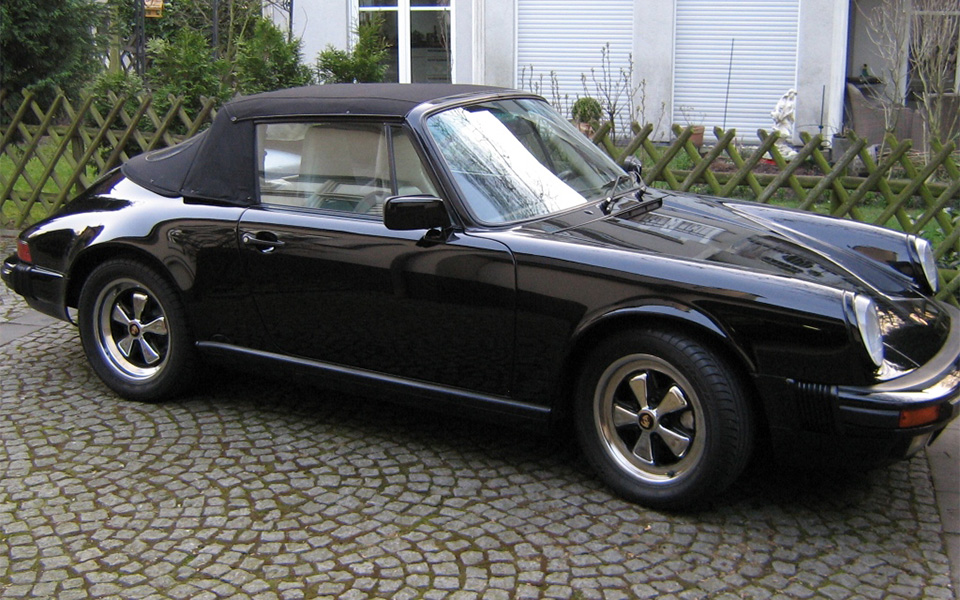 1987 Porsche 911 Cabriolet, schwarz